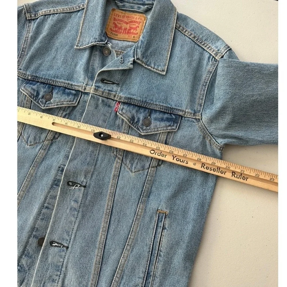 Levis Mens Denim Trucker Jacket S Light Wash Blue Cotton Jean Coat 72334